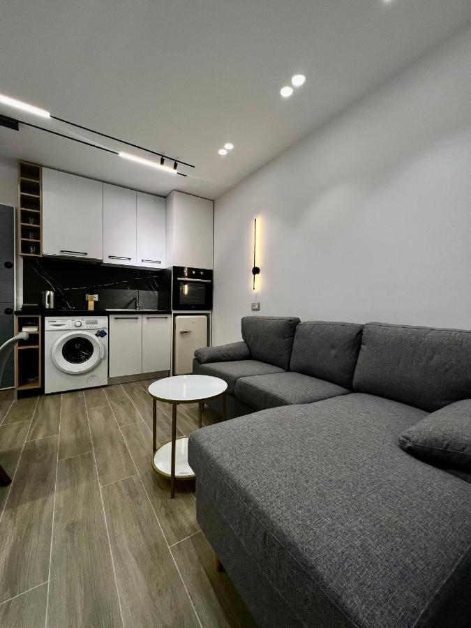 Deluxe Apartment Bllok Tirana Exterior foto