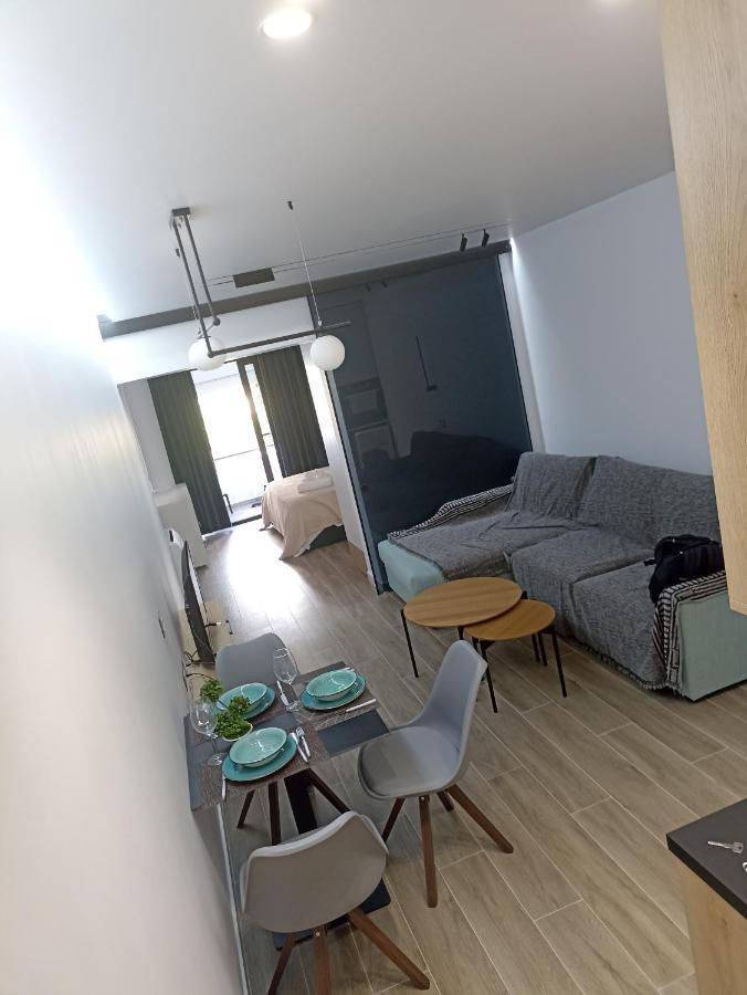 Deluxe Apartment Bllok Tirana Exterior foto